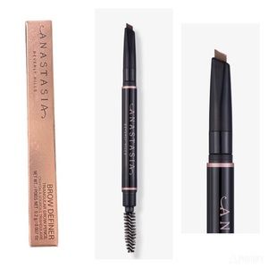 NIB Anastasia Beverly Hills Brow Definer in Medium Brown